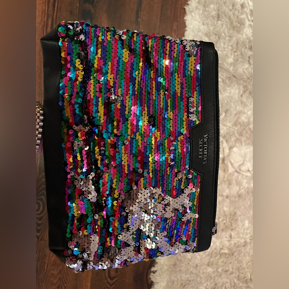 New without tags Victoria secret makeup bag